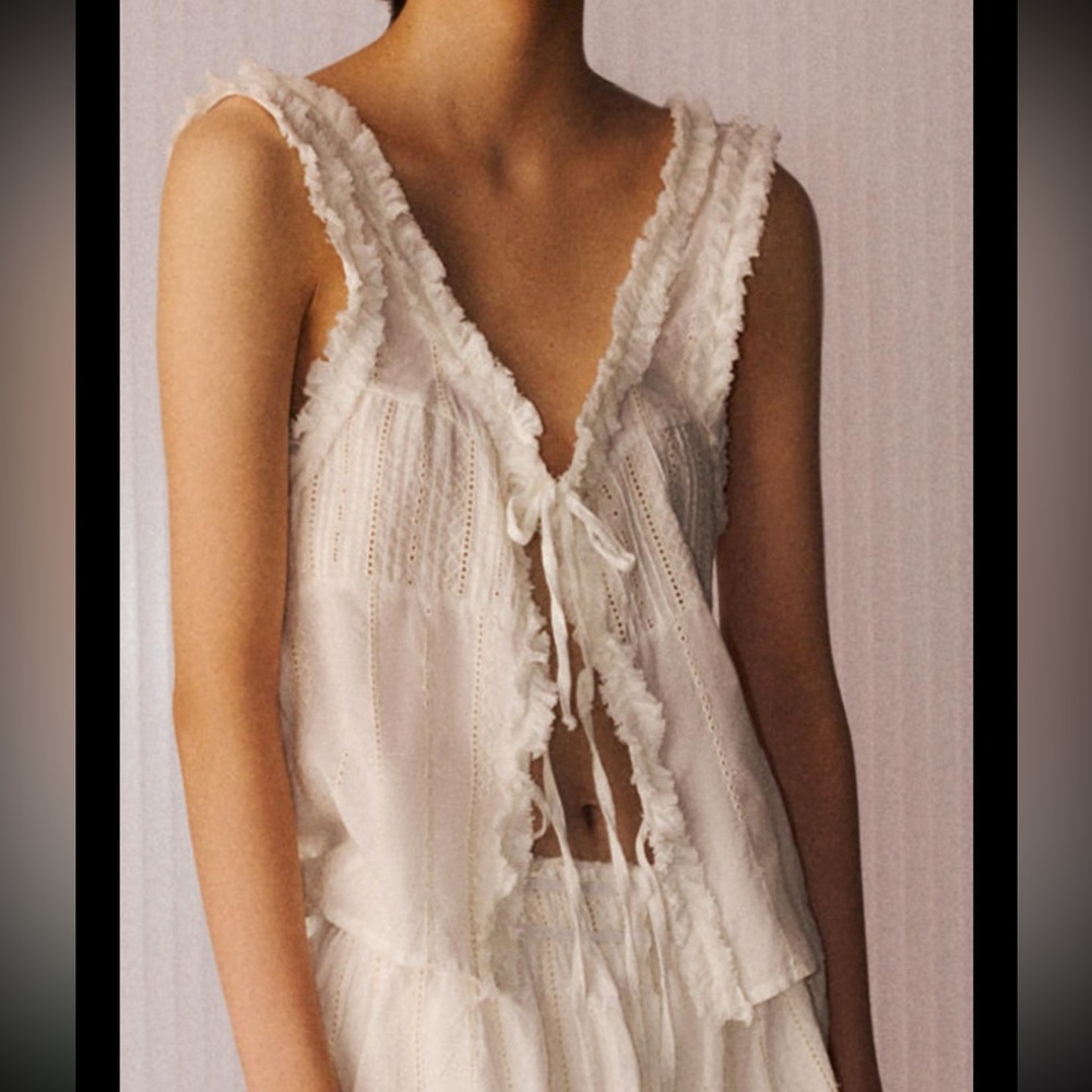 Zara White Ruffled Sleeveless Top